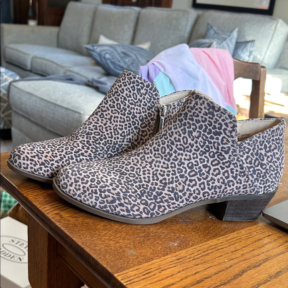 Crown & Ivy Leopard Print Ankle Booties